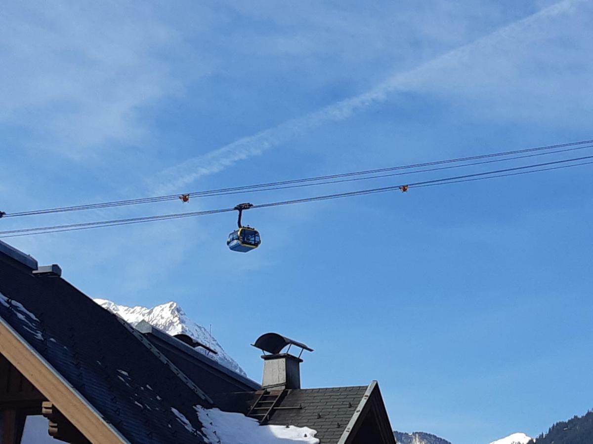 Appartement Haus Hell à Mayrhofen Extérieur photo